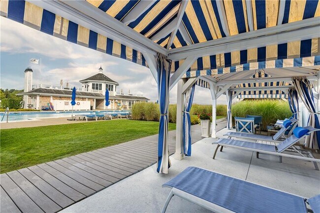 Foto del edificio - 44 Wimbledon Cir