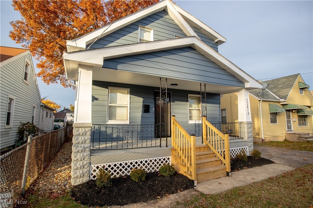 12412 Sprecher Ave Cleveland, OH 44135 – photo 2