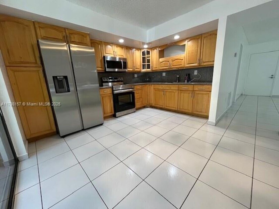 Foto principal - 8540 SW 133rd Avenue Rd