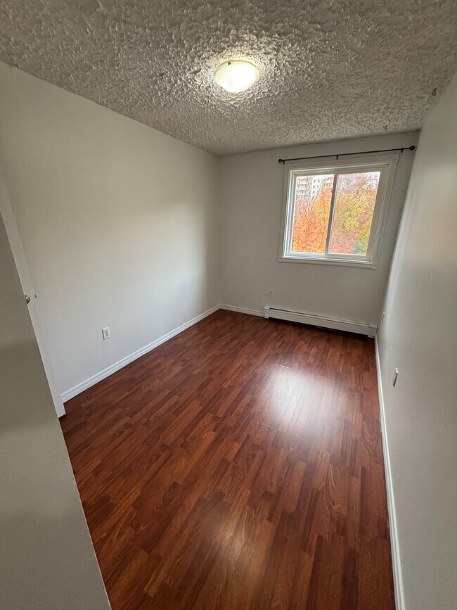 Photo du bâtiment - 225 Old Carriage Dr