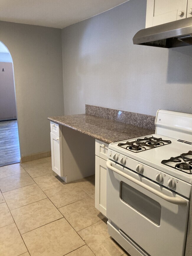 Foto del edificio - 3096 Roosevelt St