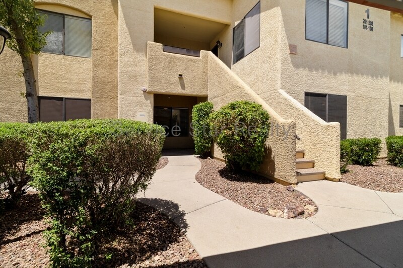 Primary Photo - 7008 E Gold Dust Ave