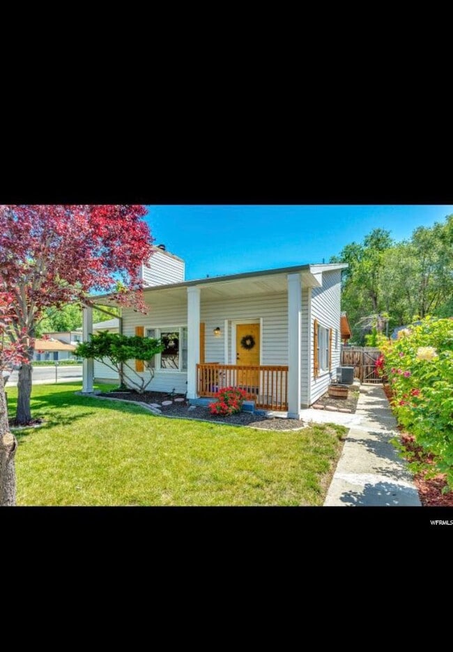 ***COMING SOON*** Beautifully Updated Two-Story Home with Detached 2-Car Garage! - ***COMING SOON*** Beautifully Updated Two-Story Home with Detached 2-Car Garage!