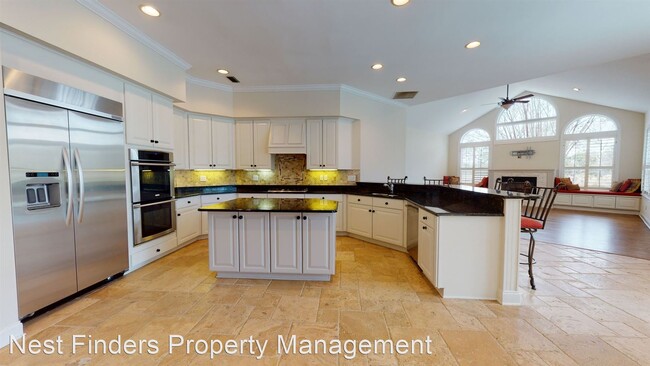 Building Photo - 5 br, 5 bath House - 124 Kingfisher Dr