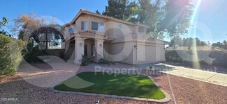 Building Photo - 1610 S Sycamore Pl