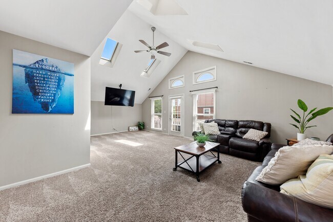 Building Photo - 85 S Stonington Dr