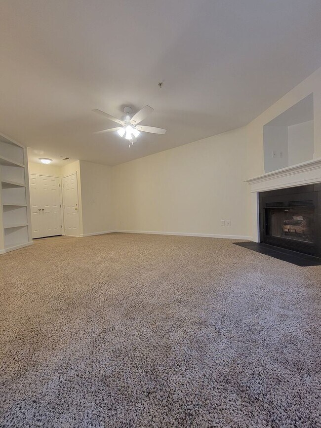 Foto del edificio - Cozy Convenient Condo