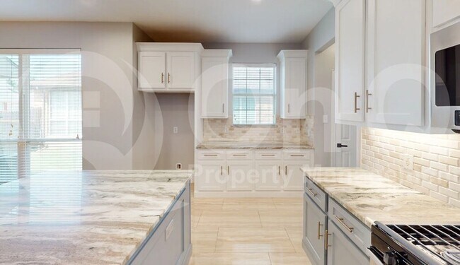 Foto del edificio - 8306 Hartford Dr