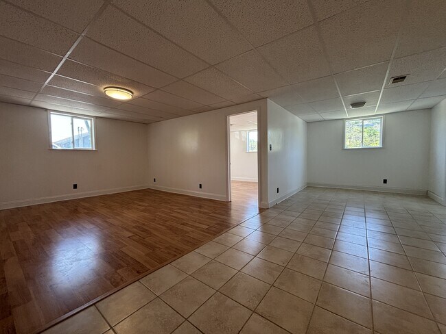 Foto del edificio - 941 Vista Ln