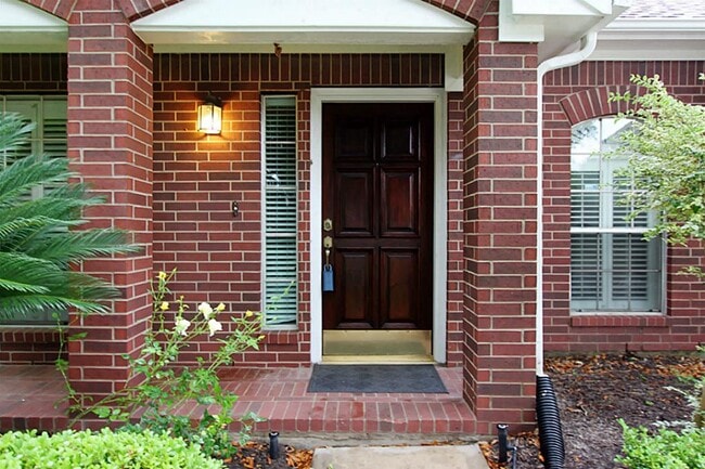 Foto del edificio - 523 High Meadows Dr