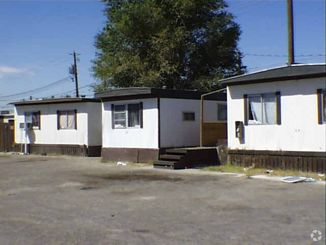 Primary Photo - Elm's Trailer Park