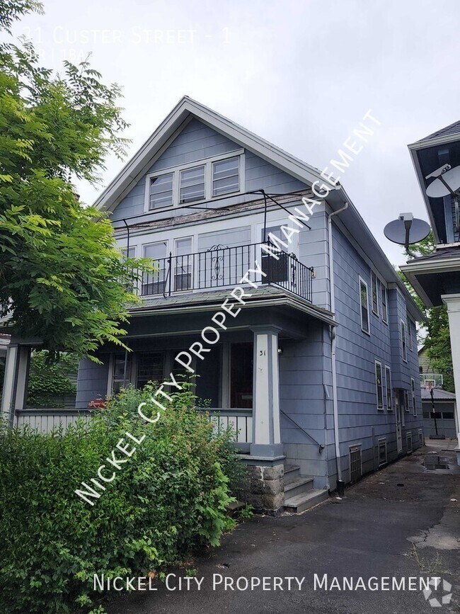Building Photo - 31 Custer St