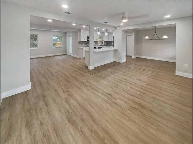 Foto del edificio - 2642 49th Street N