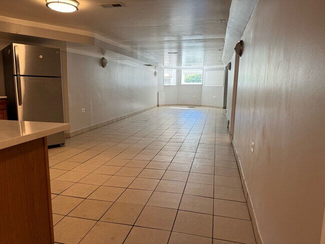 Foto del edificio - 3822 W Monroe St