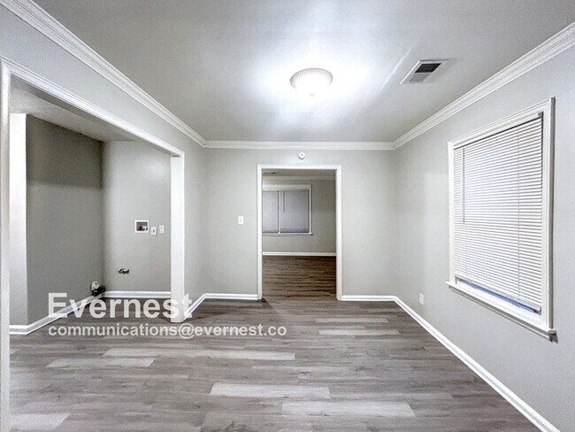 Foto del edificio - 2325 Browns Mill Rd SE
