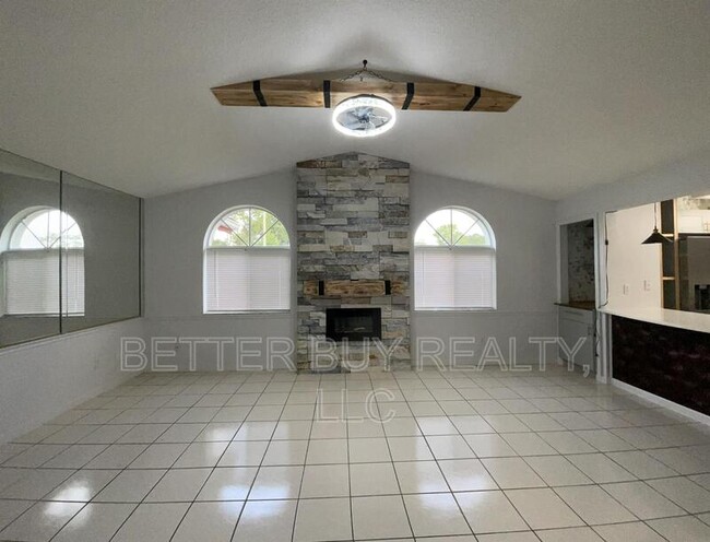 Building Photo - 25 Plain View Drive - Unit B