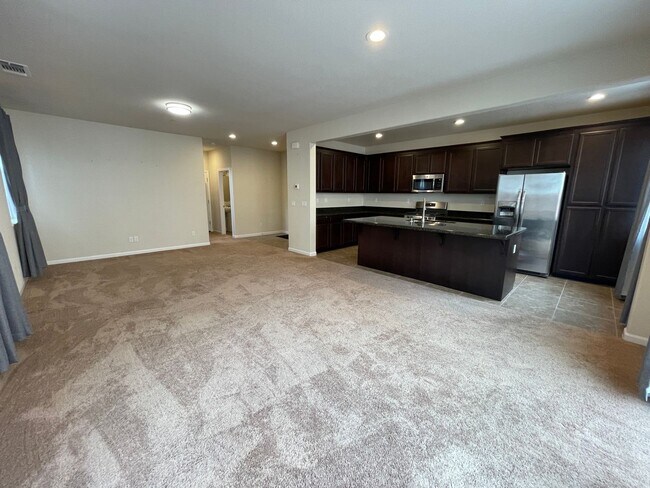 Foto del edificio - 3845 Lookout Dr