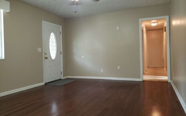 Foto del edificio - 506 SW Tularosa Ln