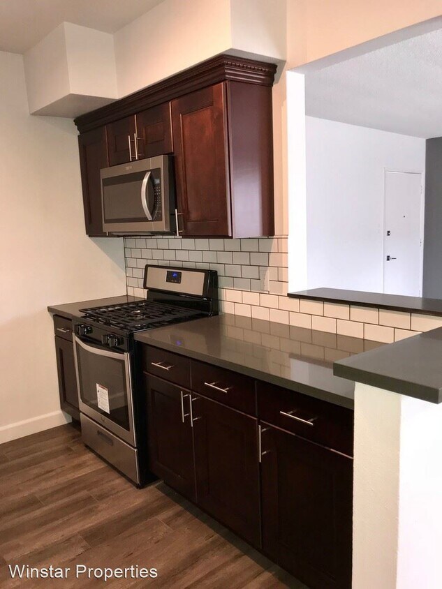 Foto principal - 104-147 E Leatrice Ln