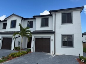 Building Photo - 34500 SW 190th Ave