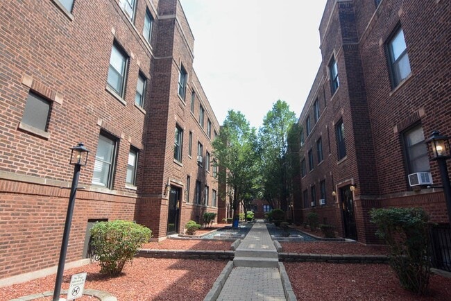 Building Photo - 3730 N Fremont St