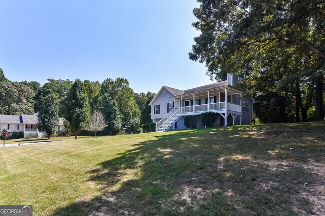 Foto del edificio - 63 Fielding Grove Dr