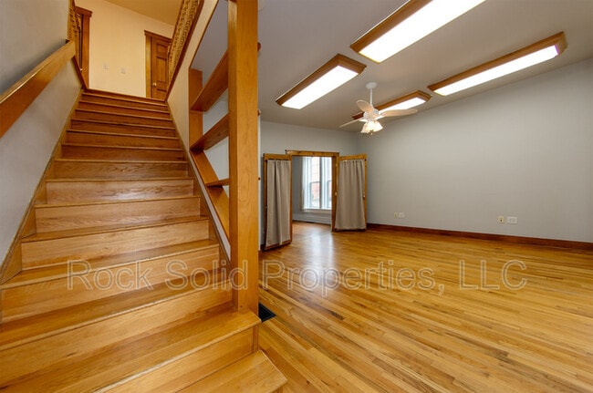Building Photo - 1717 House Ave
