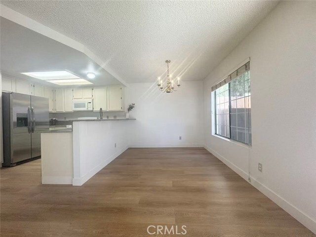 Foto del edificio - 6589 Salem Ct