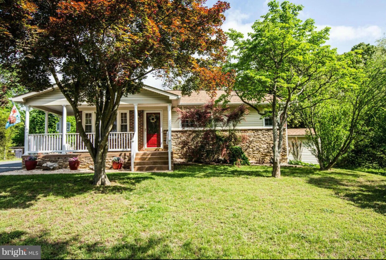 Primary Photo - 1025 Ficklen Rd