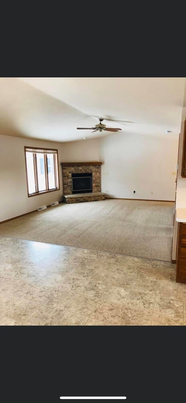 Building Photo - 2581 Jody Dr