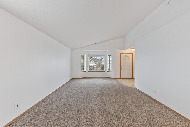 Building Photo - 155 13th St