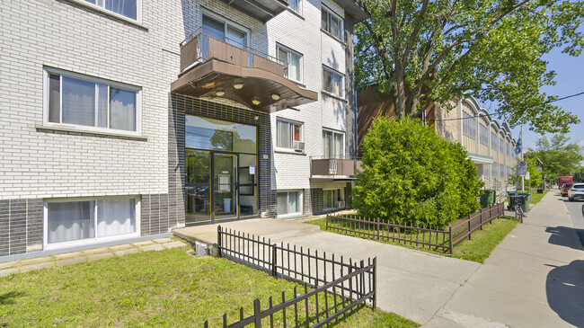 Photo du bâtiment - 1125 Rue Galt