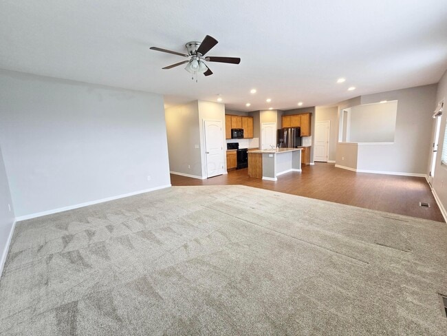 Building Photo - 2132 Canter St