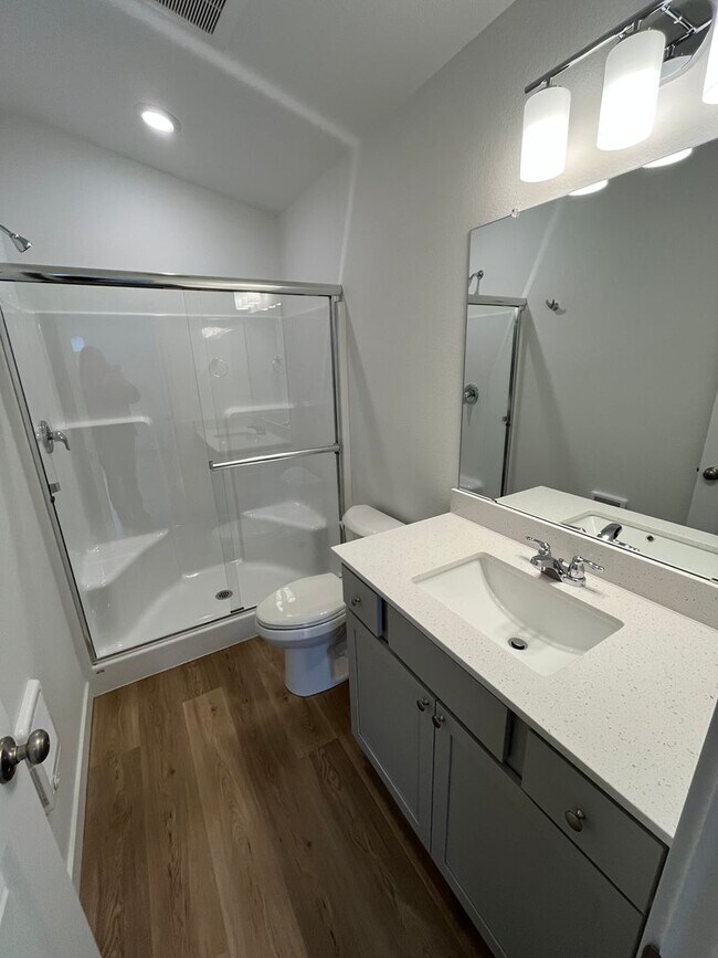 Foto del edificio - Brand New ADU in Madras