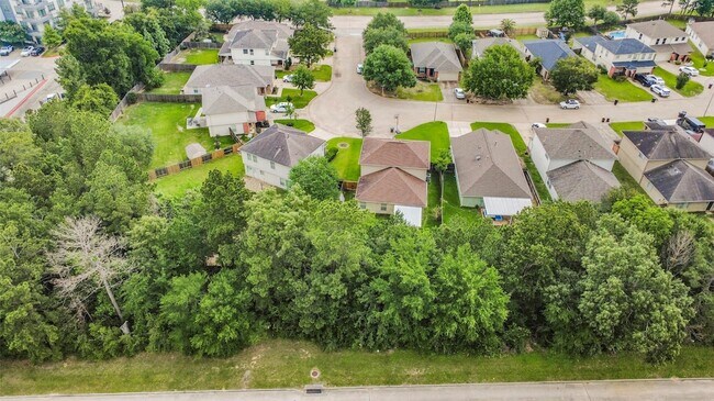Foto del edificio - 839 Autumn Point Ln