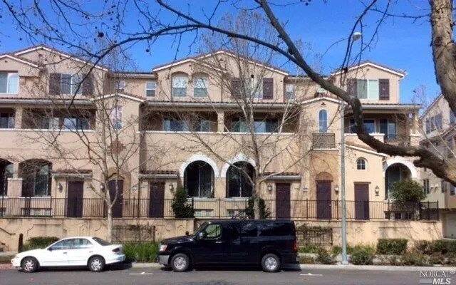 Foto del edificio - 141 Curtis Ave