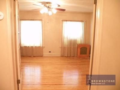 Foto del edificio - 479 Henry St