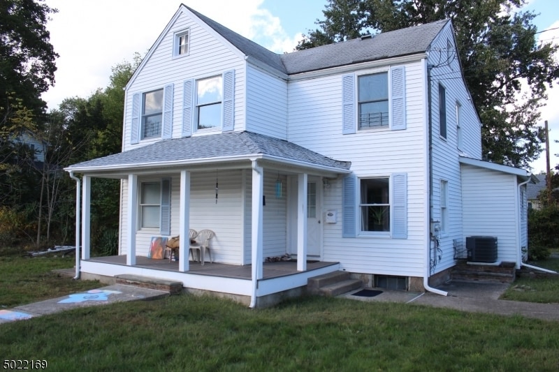 12 Storms Ave, Wanaque, NJ 07420 Room for Rent in Wanaque, NJ