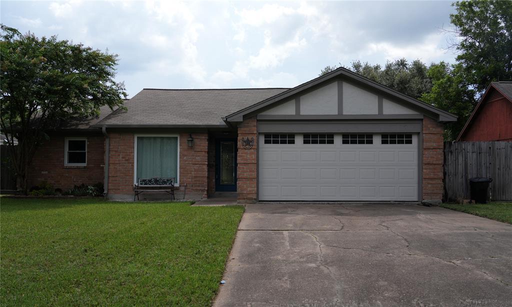 Primary Photo - 17115 Kings Walk Ln