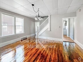 Building Photo - 640 6th Ave