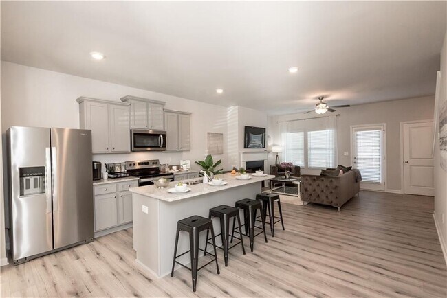 Foto del edificio - 11649 Mendenhall Ct
