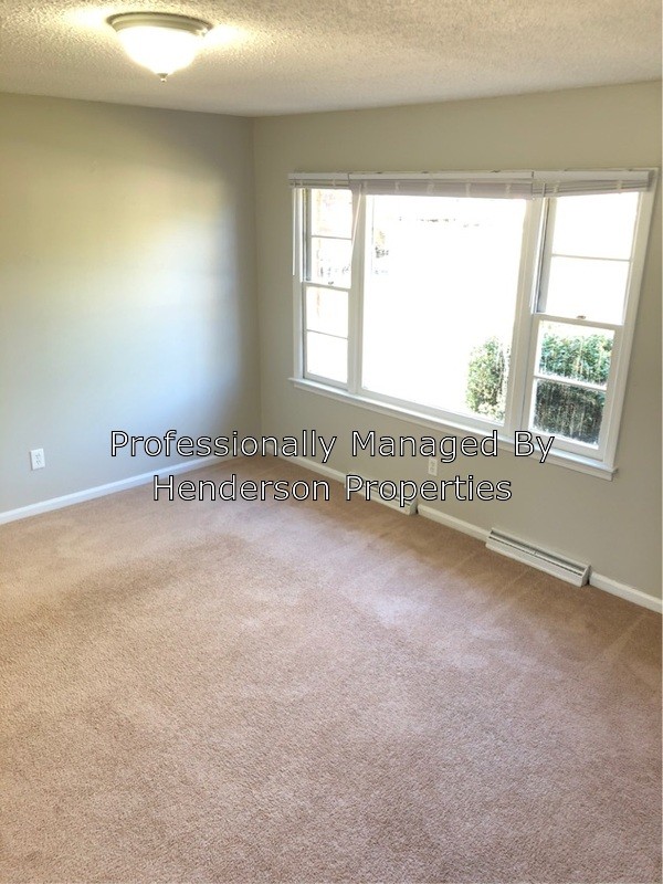 Building Photo - 109 Wingate Dr