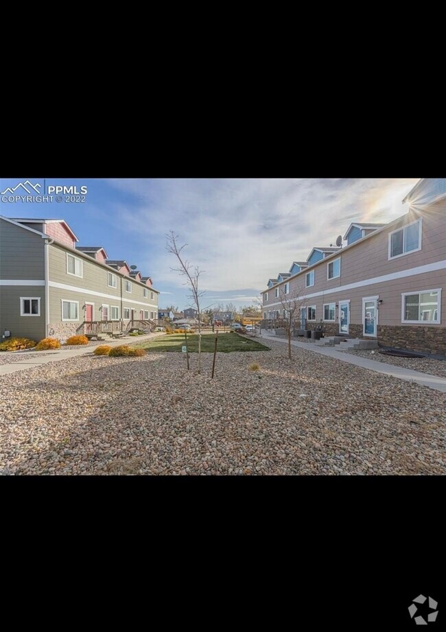 Building Photo - 4341 River Line Grv
