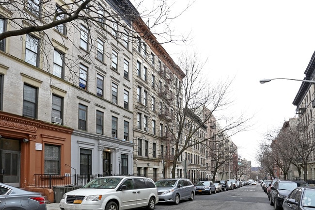 Building Photo - 546 W 156th St