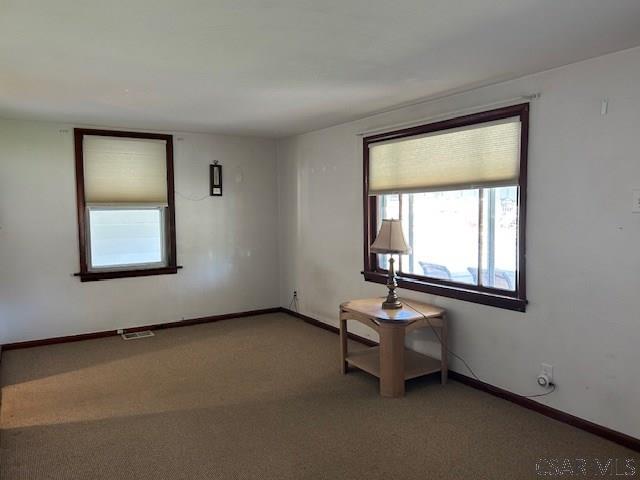 Foto del edificio - 329 Nees Ave