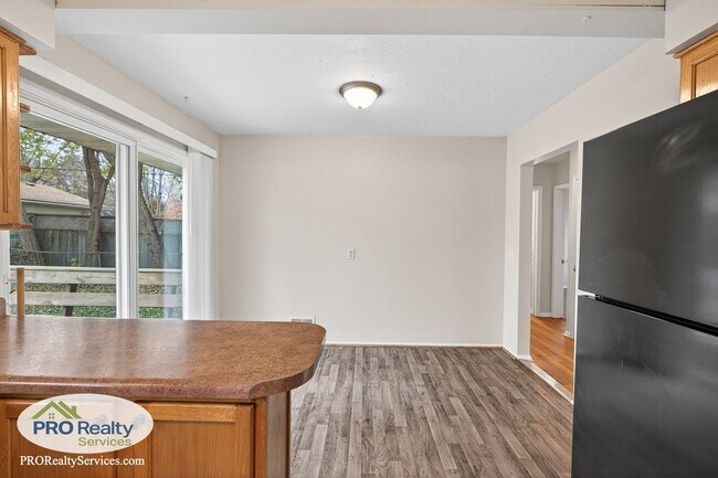 Foto del edificio - 3 Bedroom Home in Shakopee