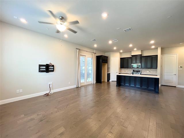 Foto del edificio - 1331 Bailey Ln