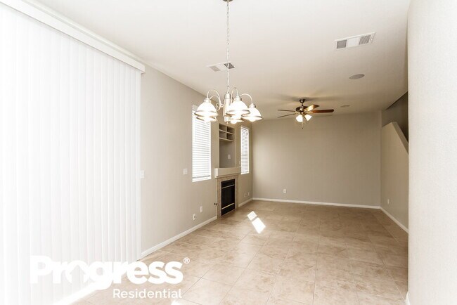 Building Photo - 1109 Country Skies Ave