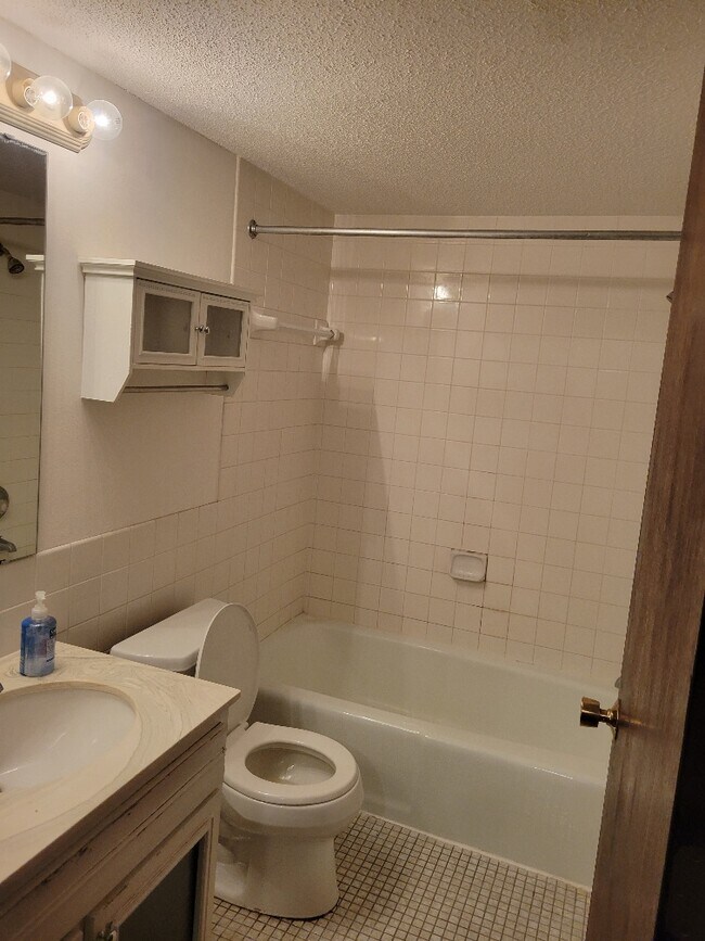 Foto del edificio - 938 Westbrooke Way