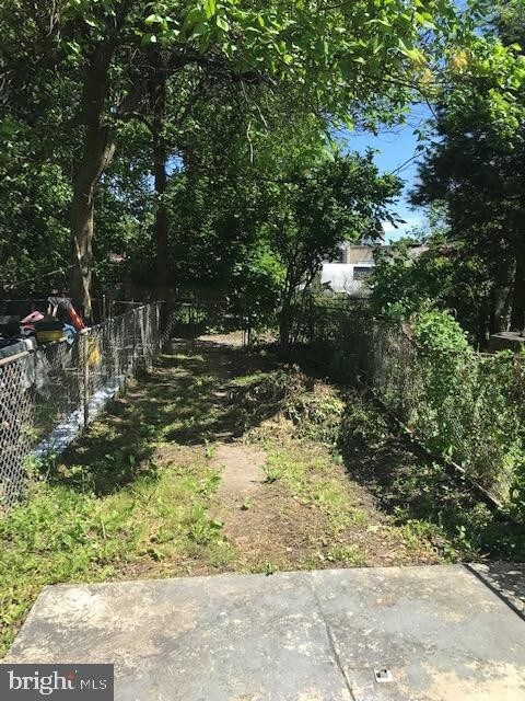Primary Photo - 63 Ward Ave
